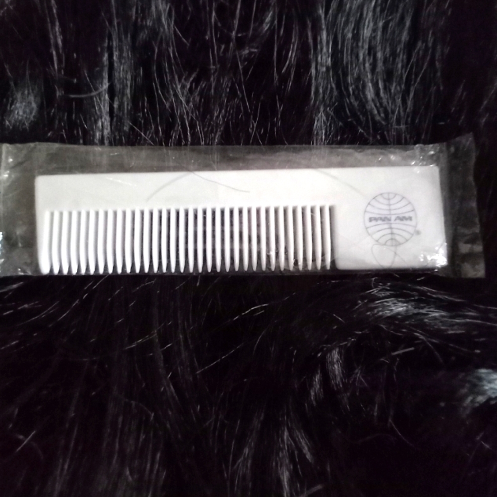 Vintage 1960s PAN AM Comb